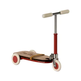 Kickboard, Mouse - Red by Maileg