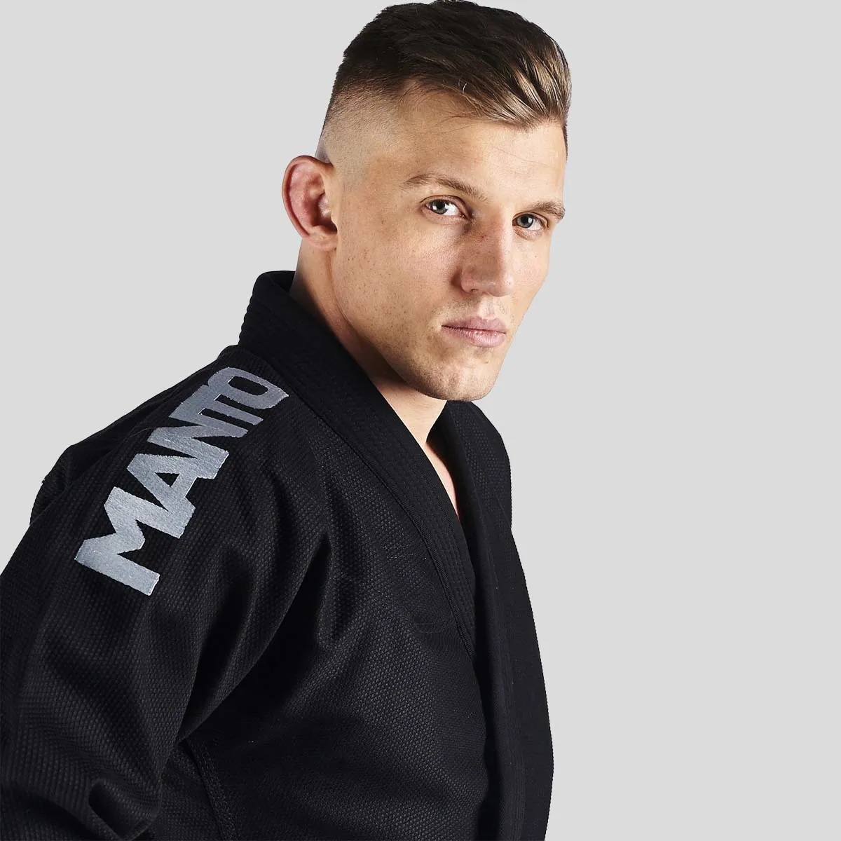 Manto X4 BJJ Gi Black